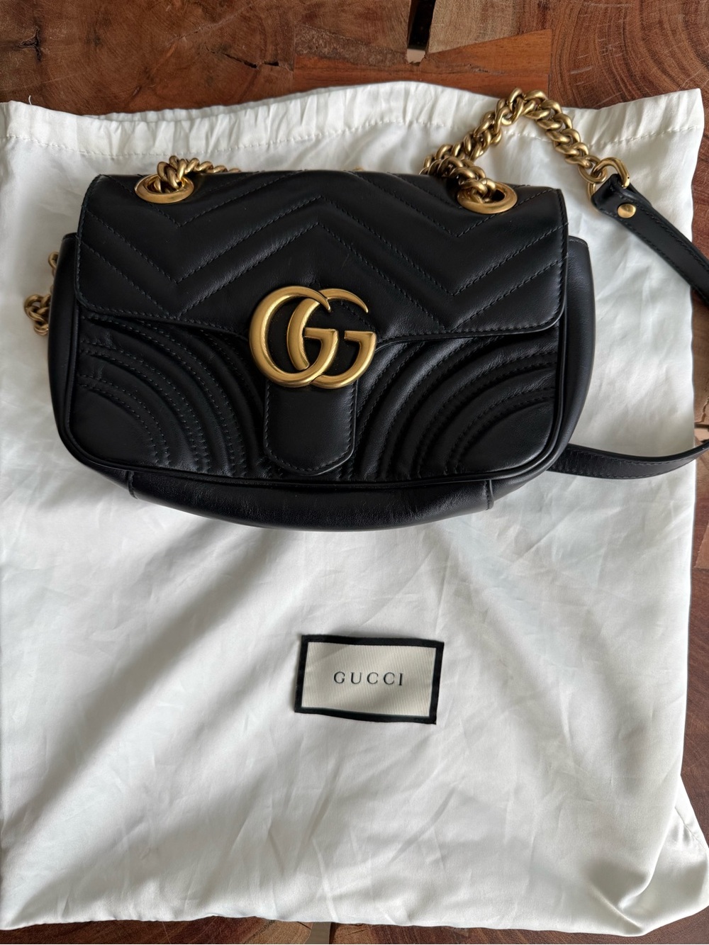 Authentic Gucci GG Marmont Small Matelassé Flap Bag Black Leather Gold Chain